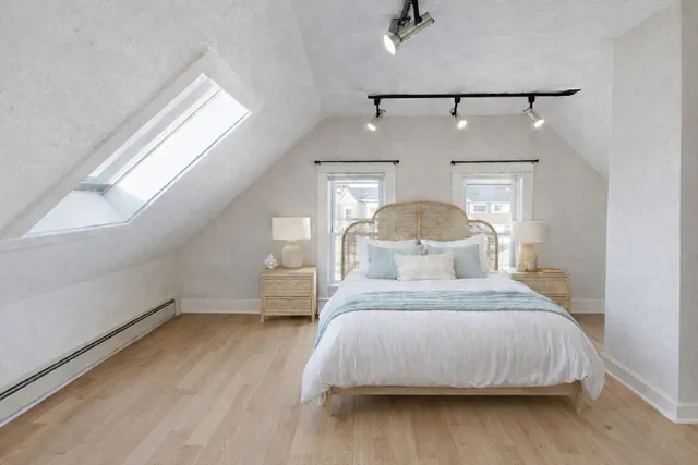 $3,200 | 88 Glen Street, Unit 3, Somerville, MA 02145