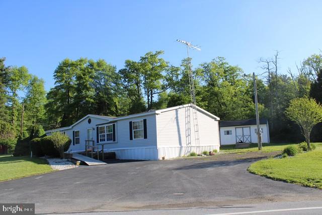 2827 Shippensburg Road Biglerville, PA 17307 - Photo 4 of 6