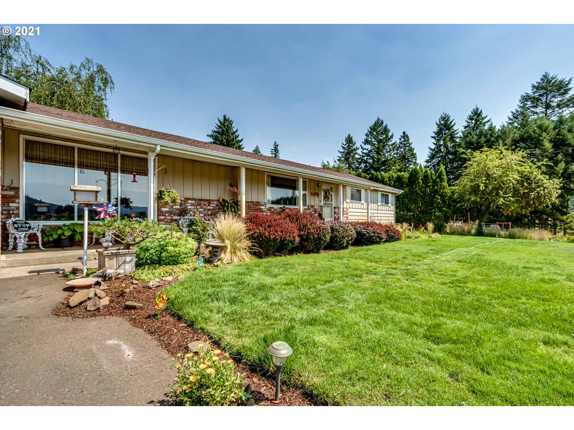 22201 A F Allison Road Noti, OR 97461 - Photo 3 of 26 Gallery Image 3