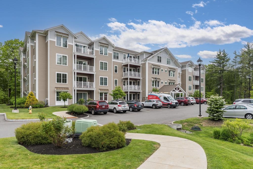 24 Willey Creek Road, Unit 402 Exeter, NH 03833 - Photo 2 of 56 Gallery Image 2