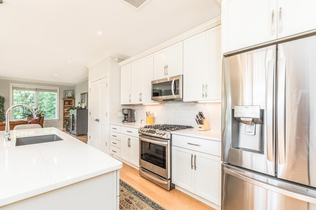 24 Willey Creek Road, Unit 402 Exeter, NH 03833 - Photo 7 of 56 Gallery Image 7