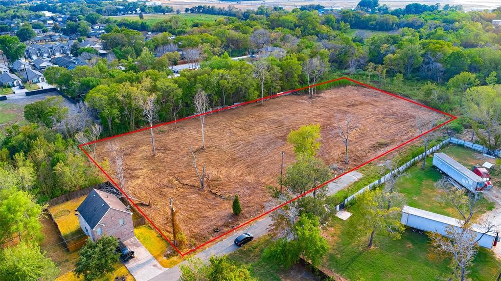 8888 Freeland Street Houston, TX 77075 - Photo 12 of 12 an aerial view of a backyard