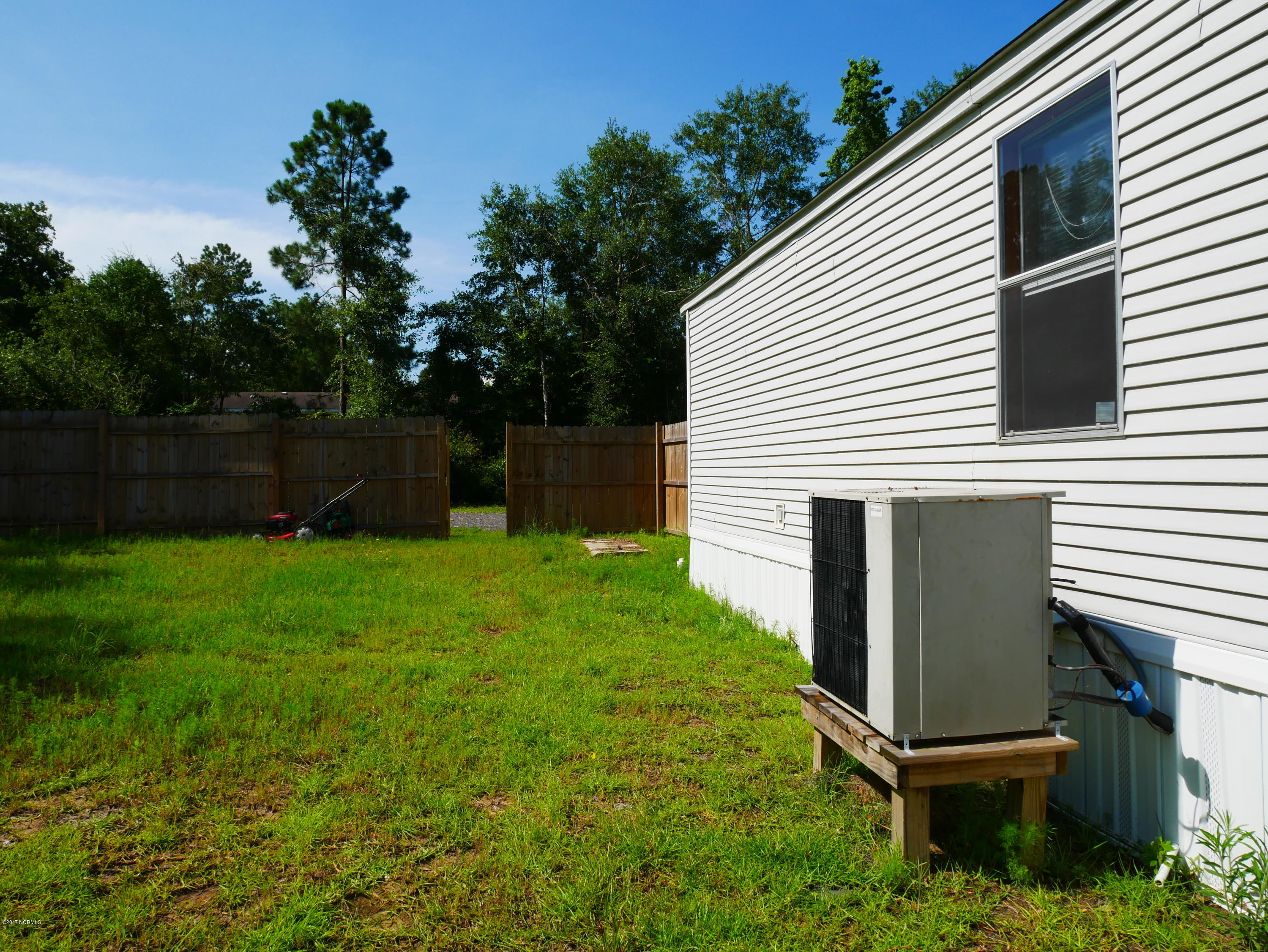 464 Maple Creek Road Southwest Supply, NC 28462 - Photo 10 of 39 P1010288