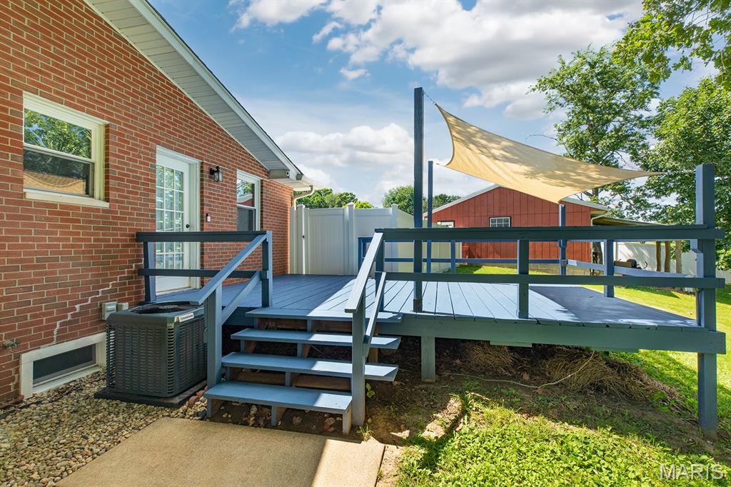 2364 Seminary Road Brighton, IL 62012 - Photo 22 of 57
