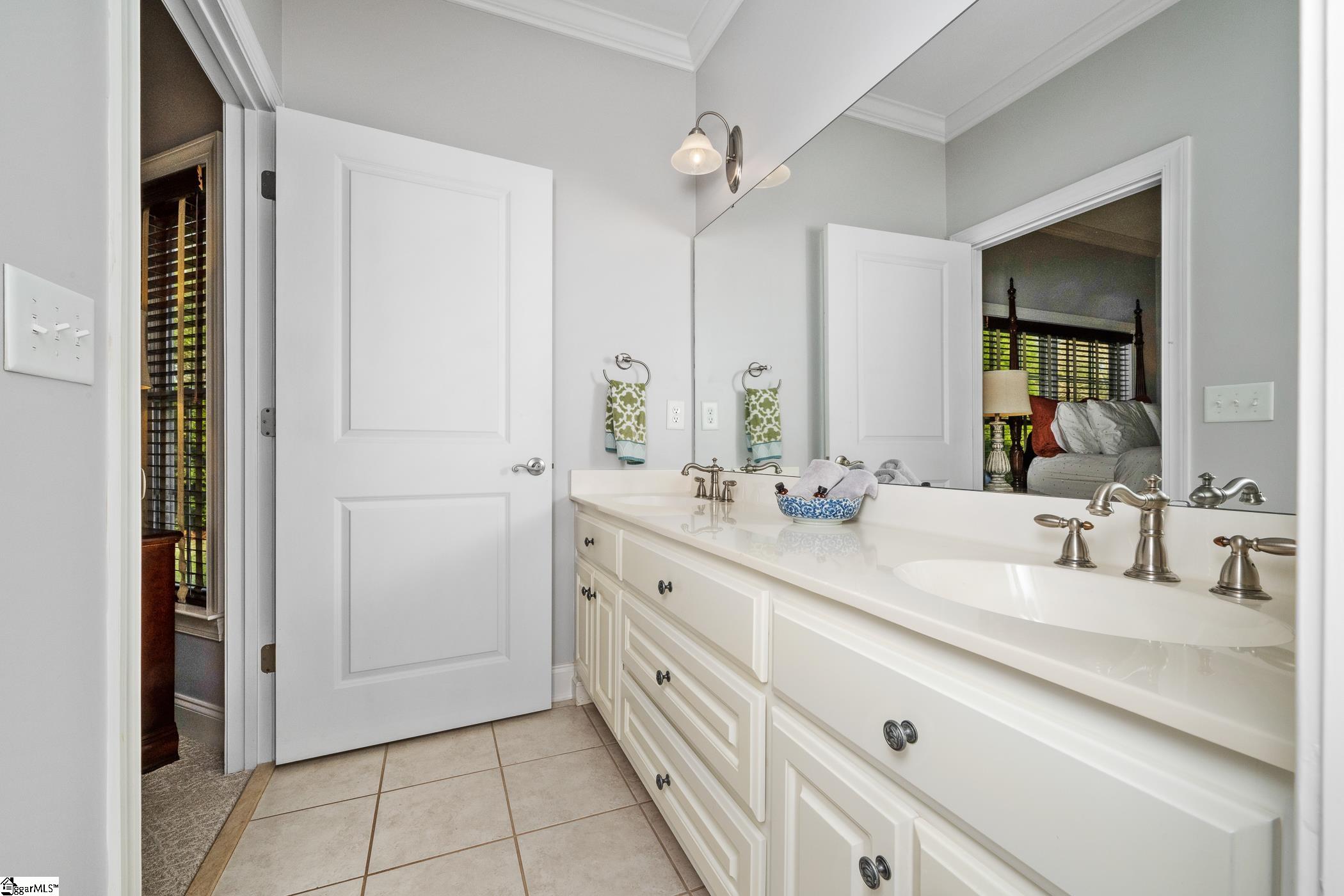 127 Warren Drive Easley, SC 29640 - Photo 30 of 49