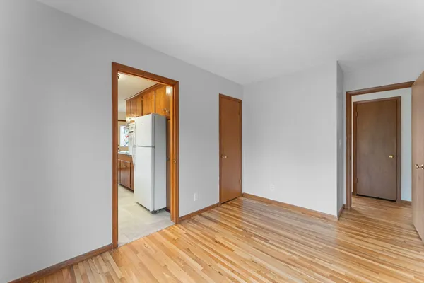 $320,000 | 811 Pandora Drive Northeast, Fridley, MN 55432
