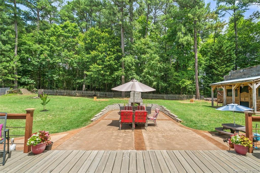 11074 Sudbury Road Davidson, NC 28036 - Photo 11 of 31 Gallery Image 11