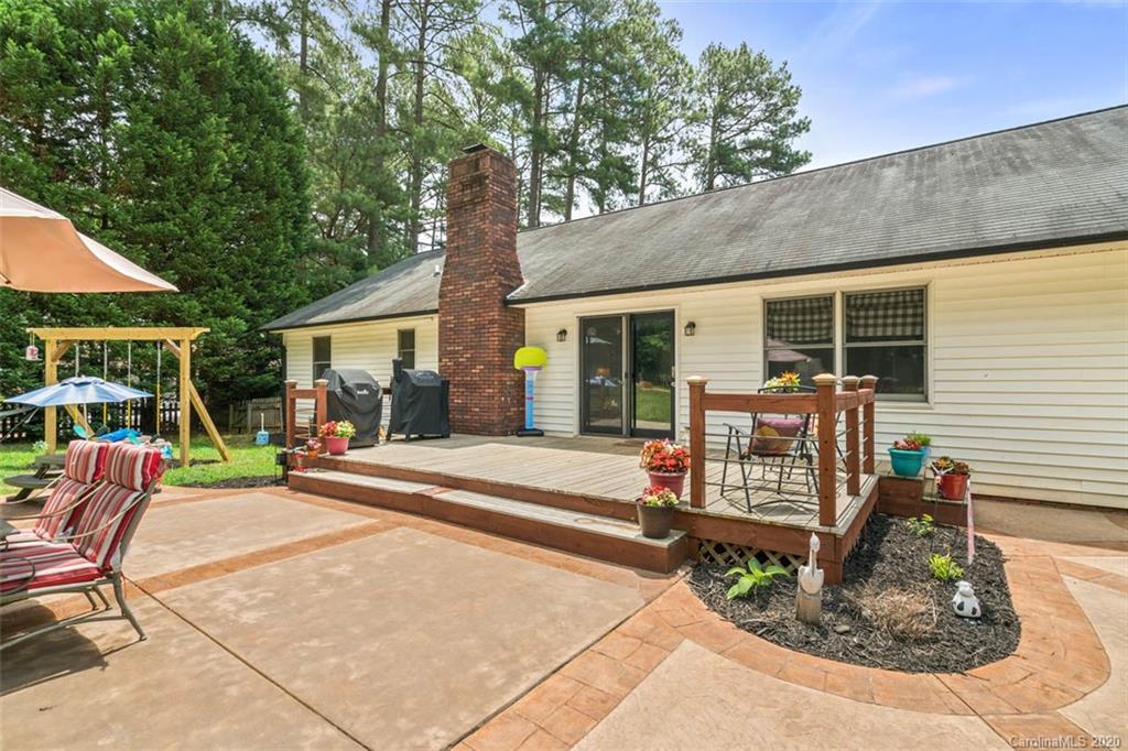 11074 Sudbury Road Davidson, NC 28036 - Photo 13 of 31 Gallery Image 13