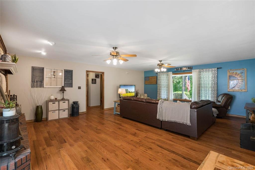 11074 Sudbury Road Davidson, NC 28036 - Photo 21 of 31 Gallery Image 21