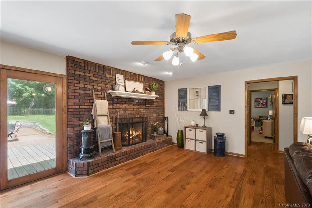11074 Sudbury Road Davidson, NC 28036 - Photo 24 of 31 Gallery Image 24