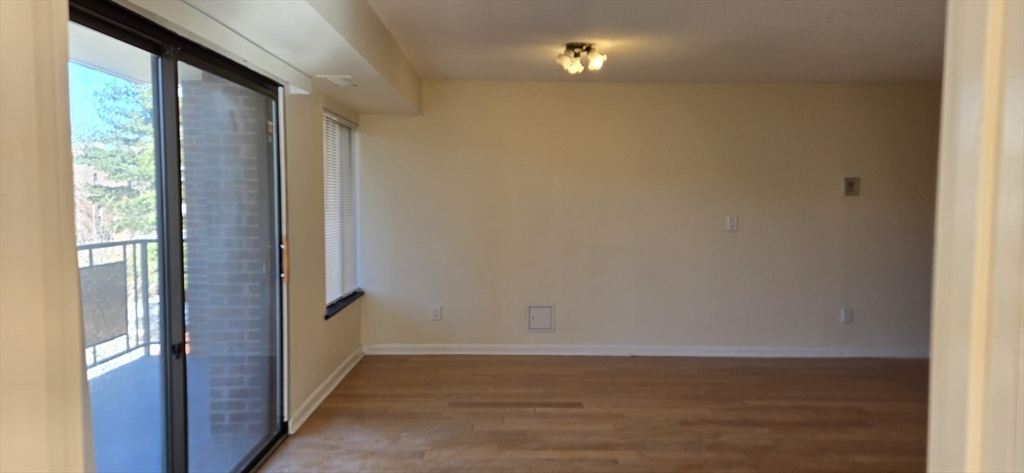 30 Stearns Road, Unit 502 Brookline, MA 02446 - Photo 4 of 13