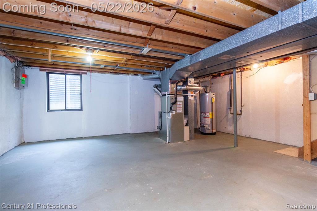 574 Tennyson Rochester, MI 48307 - Photo 28 of 48
