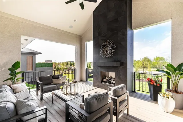 $1,575,000 | 13619 Granada Drive, Leawood, KS 66224