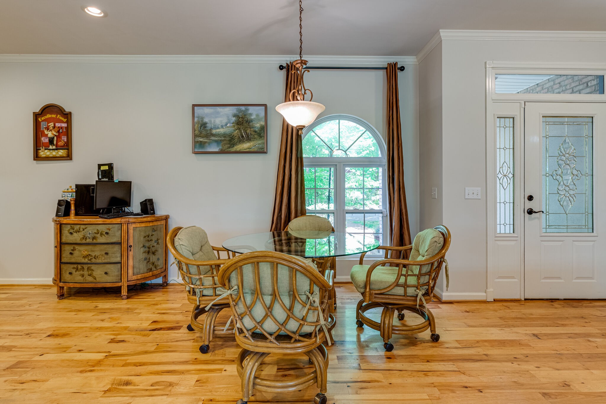 7107 Wells Cemetery Road Dickson, TN 37055 - Photo 13 of 59 a dining room with furniture and window