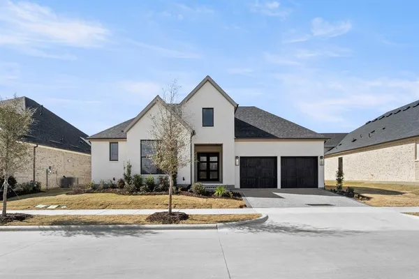 $839,990 | 4728 Hawthorn Hls Lane, Arlington, TX 76005