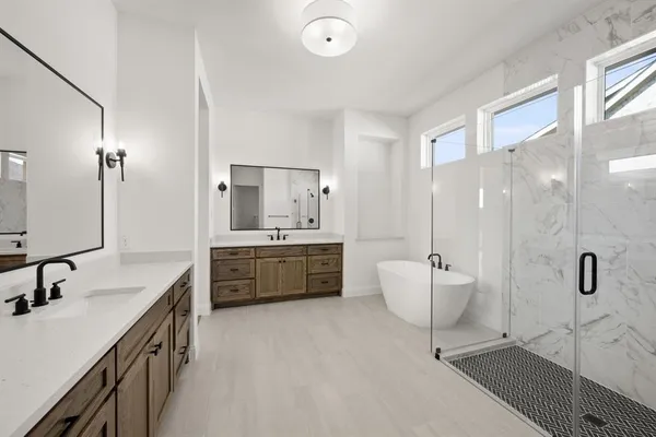 $839,990 | 4728 Hawthorn Hls Lane, Arlington, TX 76005