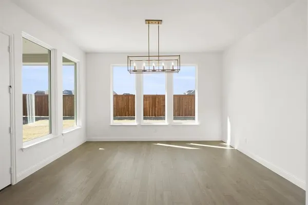 $839,990 | 4728 Hawthorn Hls Lane, Arlington, TX 76005