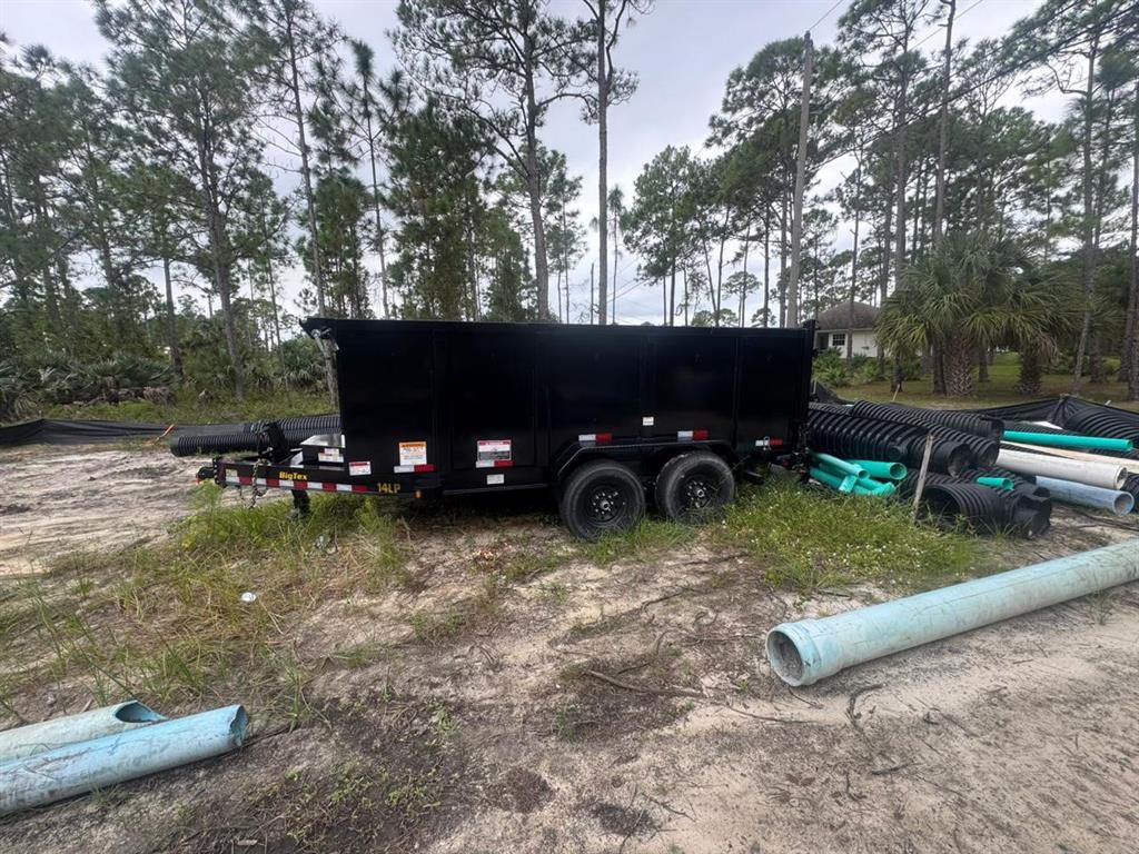 607 Reading Street Southeast Palm Bay, FL 32909 - Photo 4 of 10 an outdoor space with sitting area