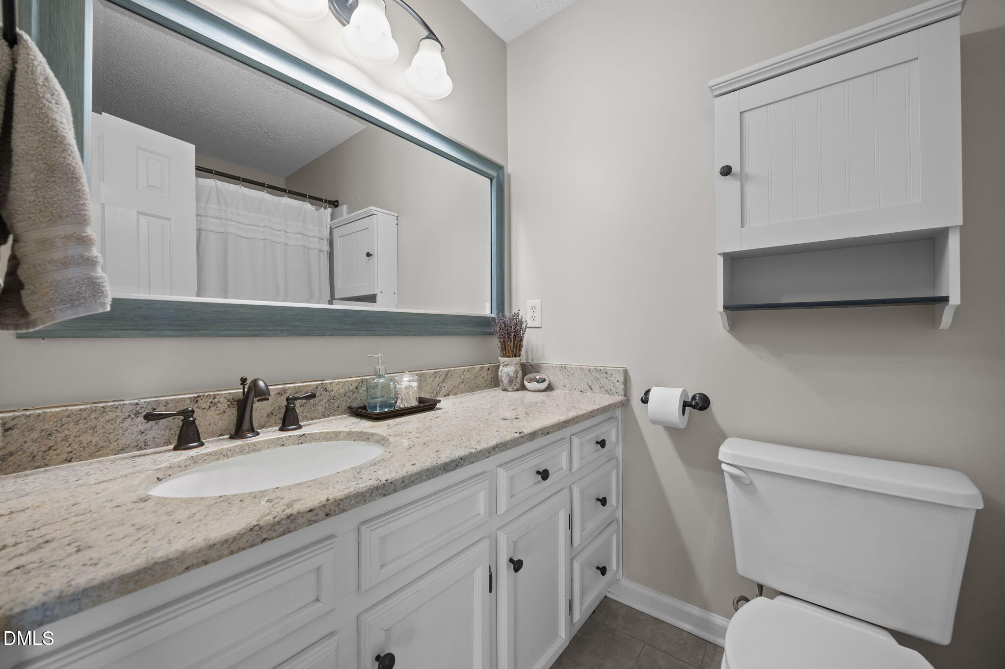 2124 Longwood Drive Raleigh, NC 27612 - Photo 28 of 53 25-web-or-mls-IMG_5129