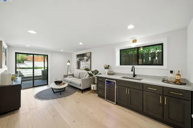 a view of a workspace with furniture