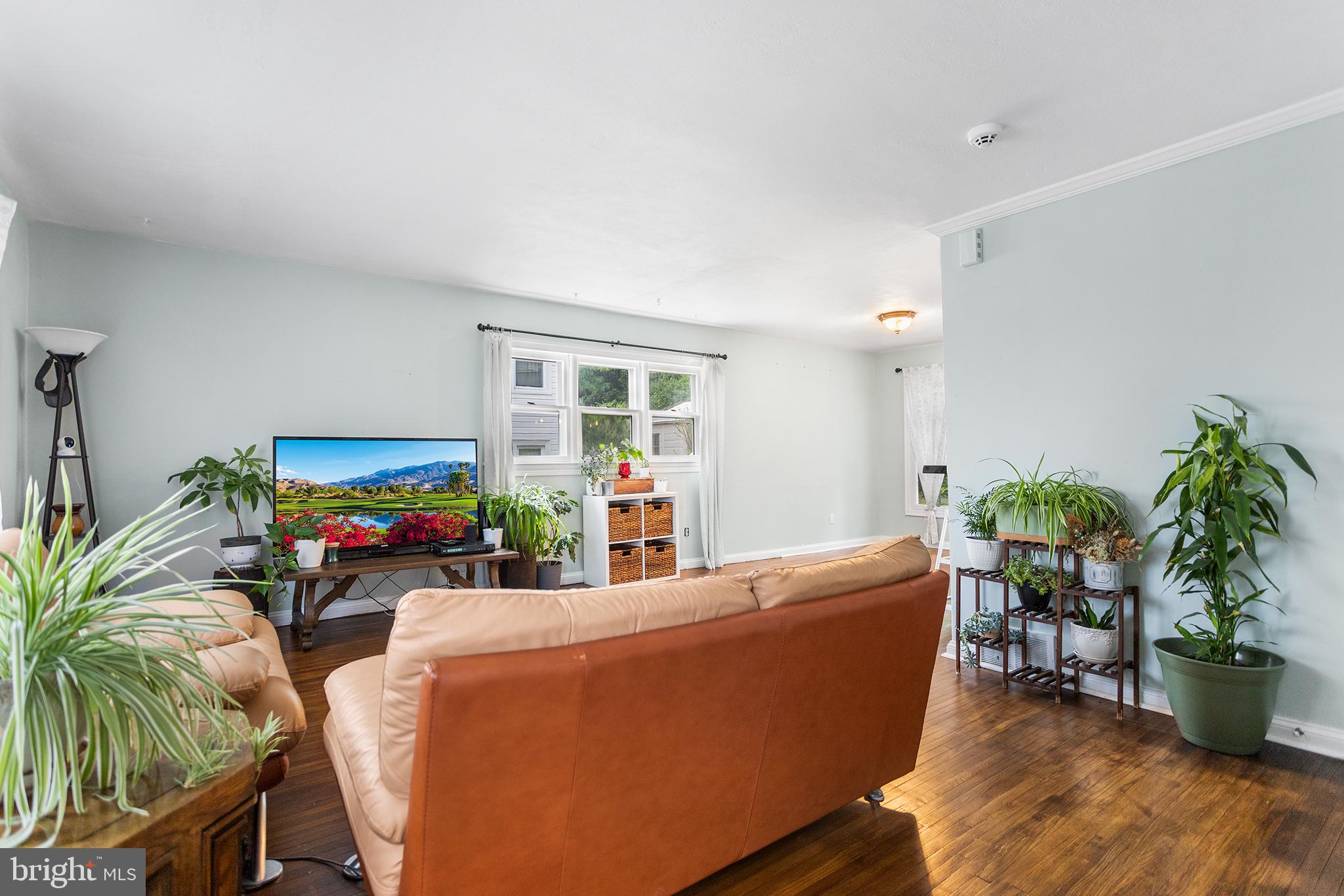 2437 Greenhill Road Lansdowne, PA 19050 - Photo 3 of 20 Gallery Image 3