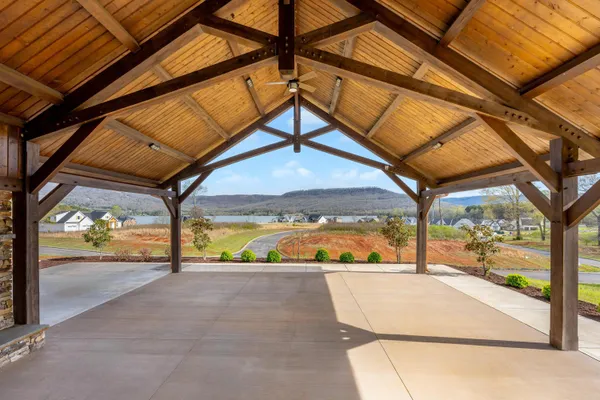 $3,127,000 | 340 Edgewater Way, Jasper, TN 37347