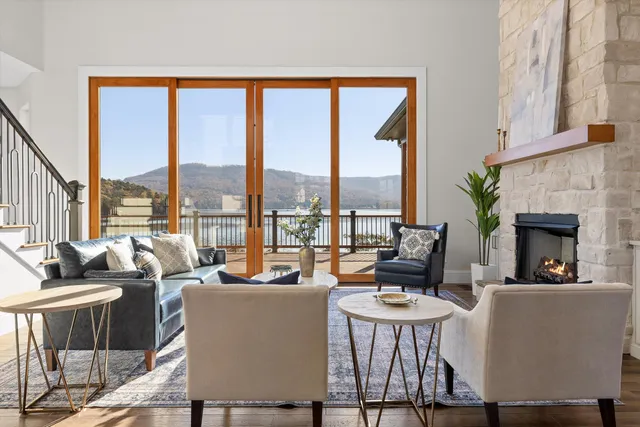 $3,127,000 | 340 Edgewater Way, Jasper, TN 37347