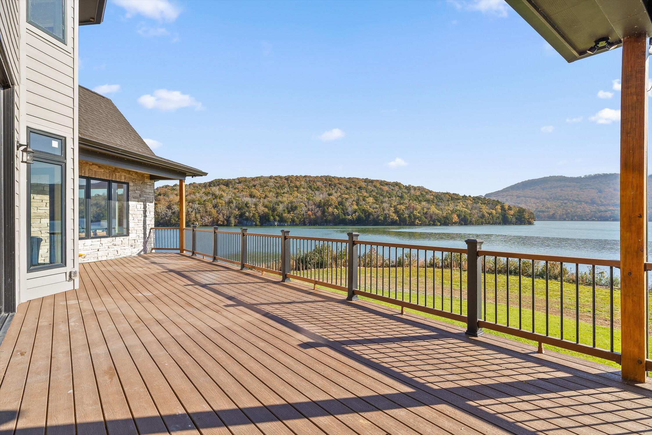 340 Edgewater Way Jasper, TN 37347 - Photo 10 of 63 48-Edgewater-47