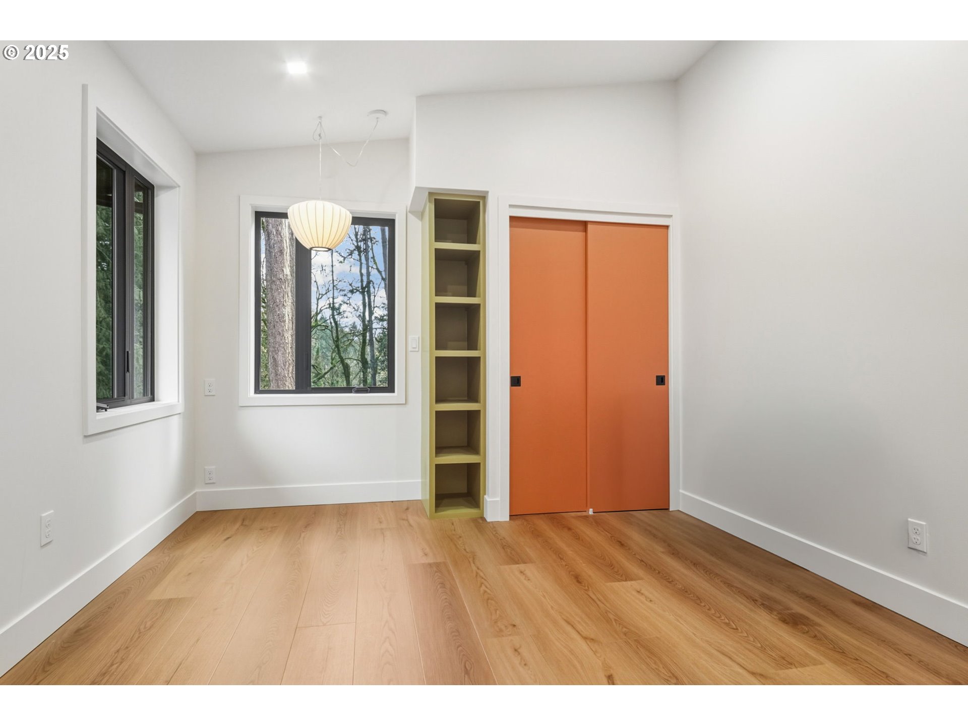 8014 Southwest 54th Avenue Portland, OR 97219 - Photo 22 of 44 Bedroom
