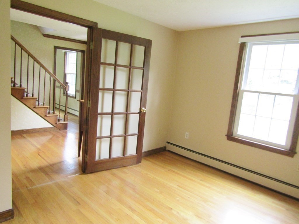 8 Ridge Road Walpole, MA 02081 - Photo 11 of 42 Gallery Image 11