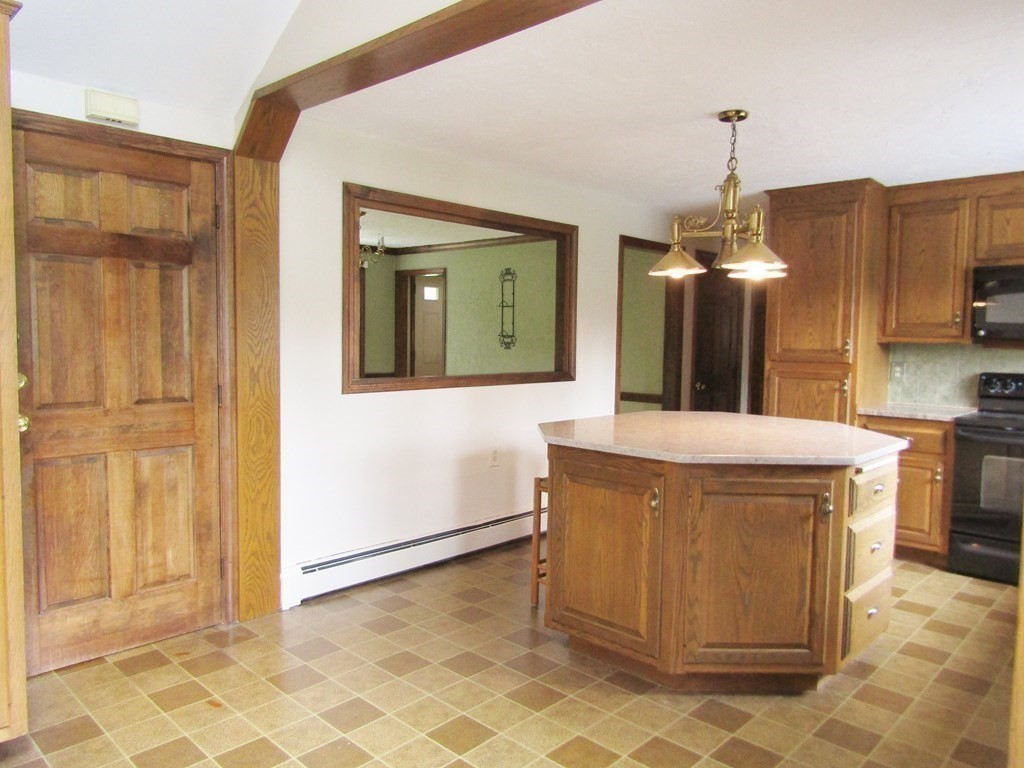 8 Ridge Road Walpole, MA 02081 - Photo 17 of 42 Gallery Image 17