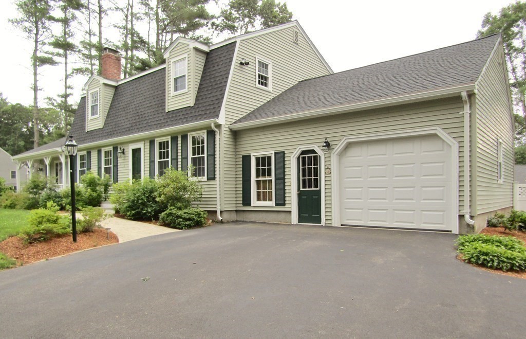 8 Ridge Road Walpole, MA 02081 - Photo 41 of 42 Gallery Image 41