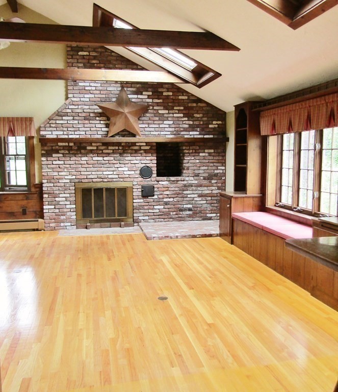 8 Ridge Road Walpole, MA 02081 - Photo 6 of 42 Gallery Image 6