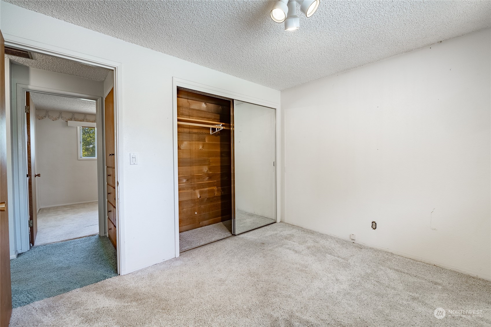 258 West King Tut Road Lynden, WA 98264 - Photo 15 of 34 Gallery Image 15