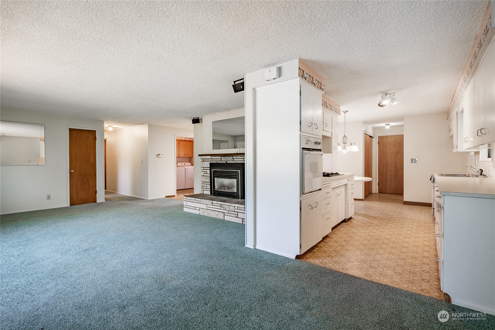 258 West King Tut Road Lynden, WA 98264 - Photo 5 of 34 Gallery Image 5