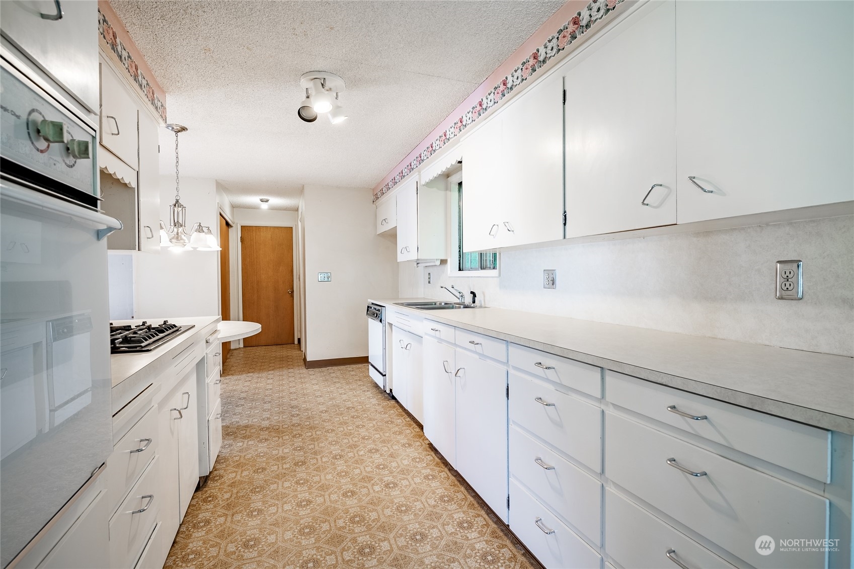 258 West King Tut Road Lynden, WA 98264 - Photo 7 of 34 Gallery Image 7