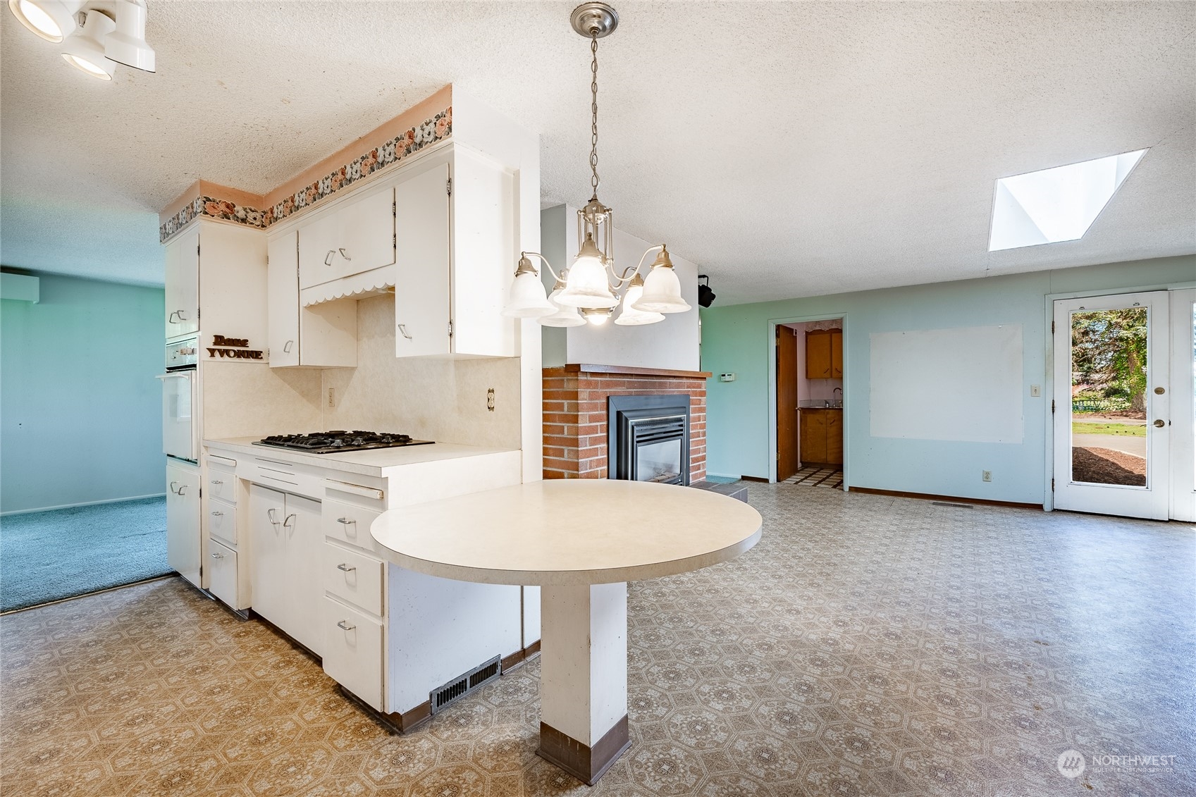 258 West King Tut Road Lynden, WA 98264 - Photo 9 of 34 Gallery Image 9