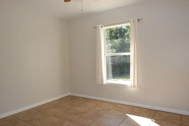 $2,050 | 96679 Commodore Point Drive, Yulee, FL 32097