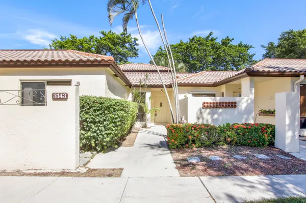 $2,950 | 3143 Kingswood Terrace, Boca Raton, FL 33431