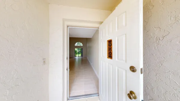$2,950 | 3143 Kingswood Terrace, Boca Raton, FL 33431