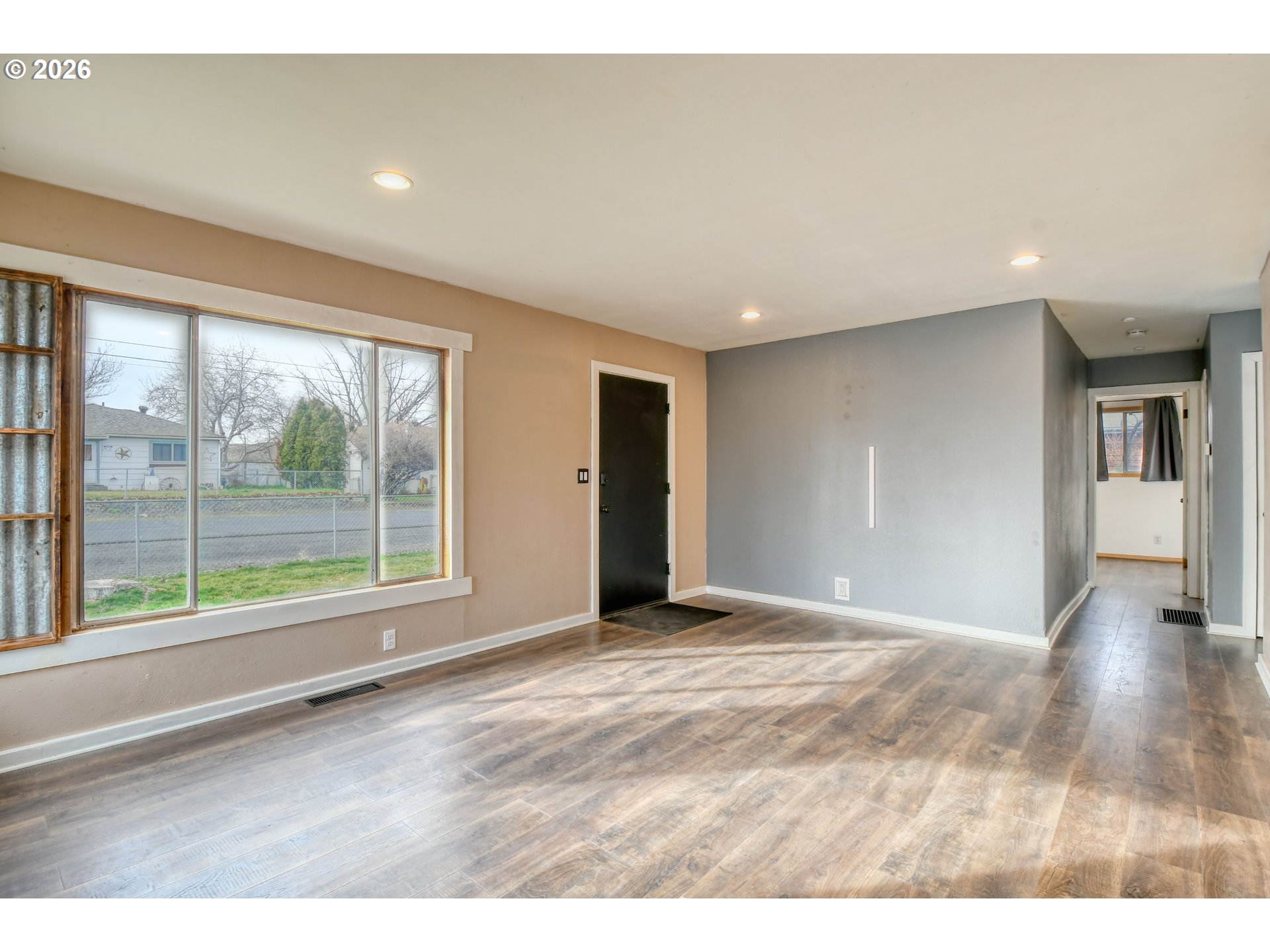 688 Southwest Cedar Street Pilot Rock, OR 97868 - Photo 5 of 33