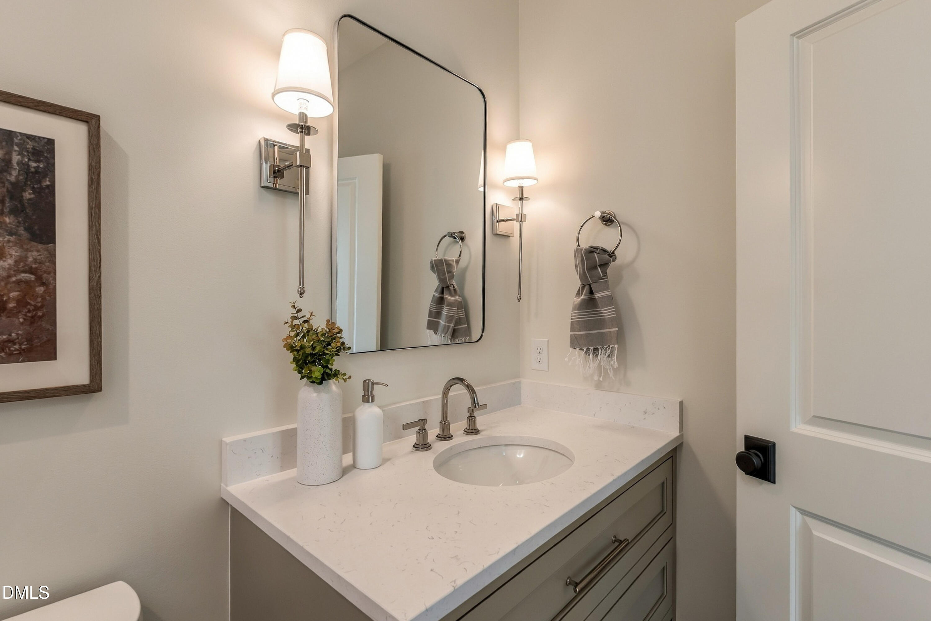 205 Park Avenue Raleigh, NC 27605 - Photo 54 of 61 Secondary Bathroom