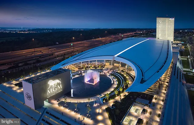 $449,990 | 125 Kinsale Place, Unit 1, Oxon Hill, MD 20745