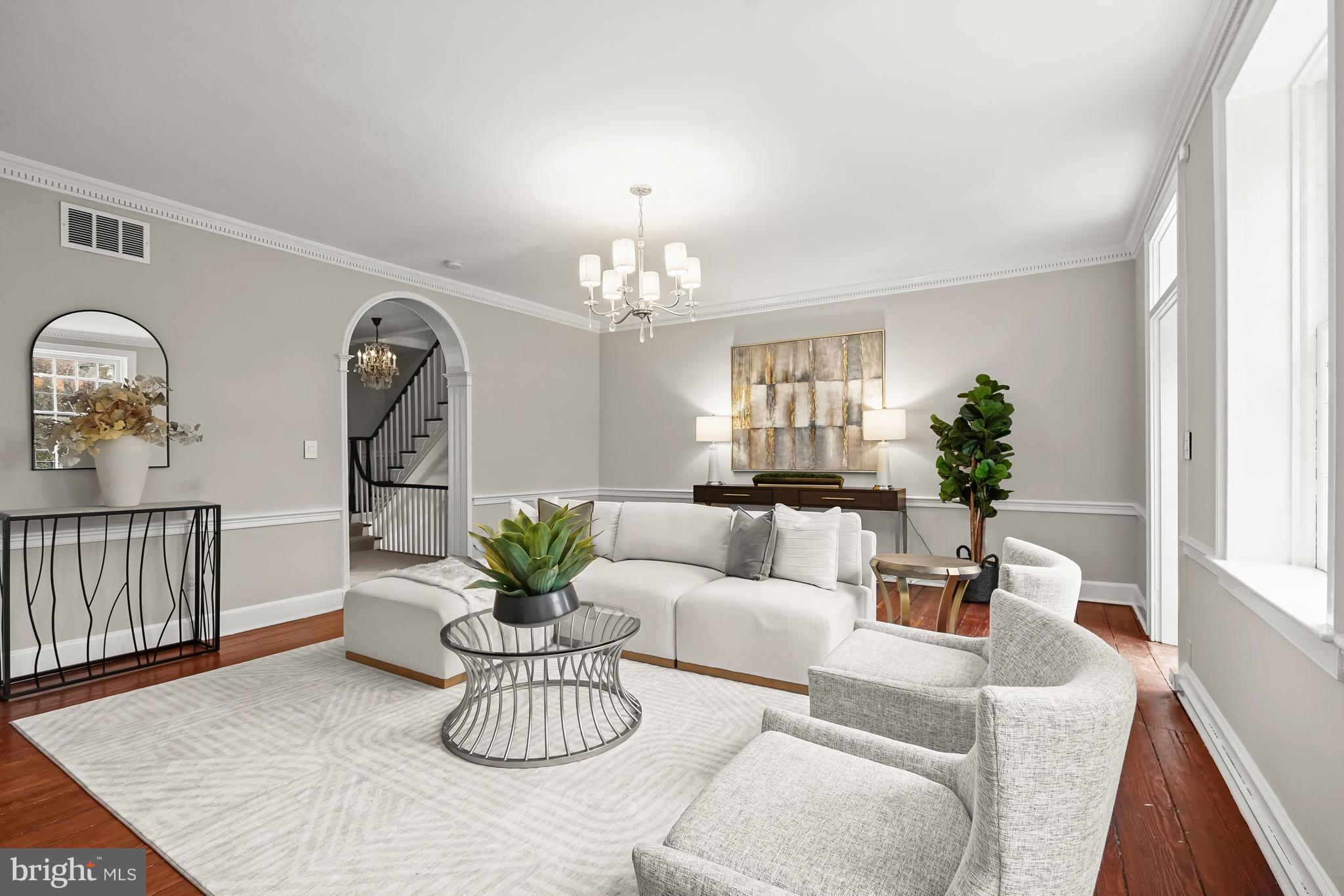 116 Prince Street Alexandria, VA 22314 - Photo 12 of 38 Family Room