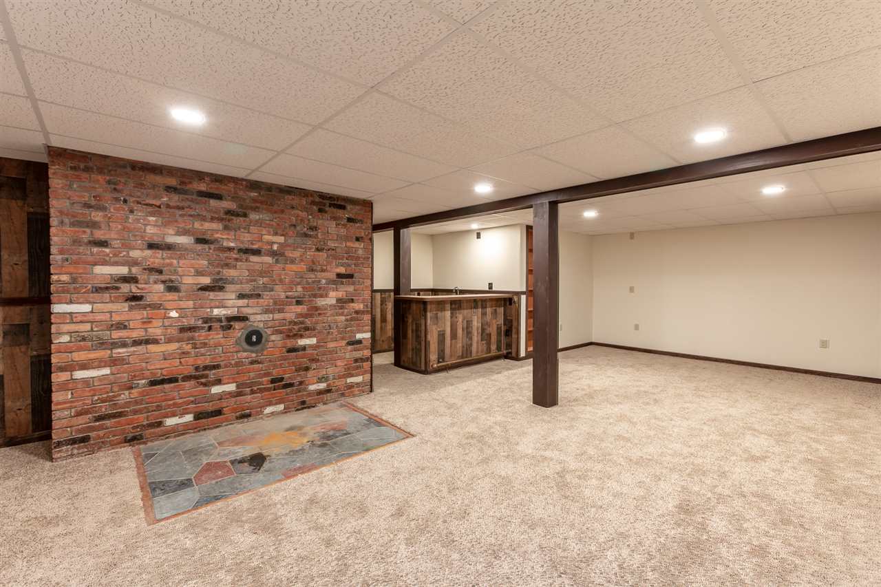 21 Low Road Hanover, NH 03755 - Photo 23 of 35