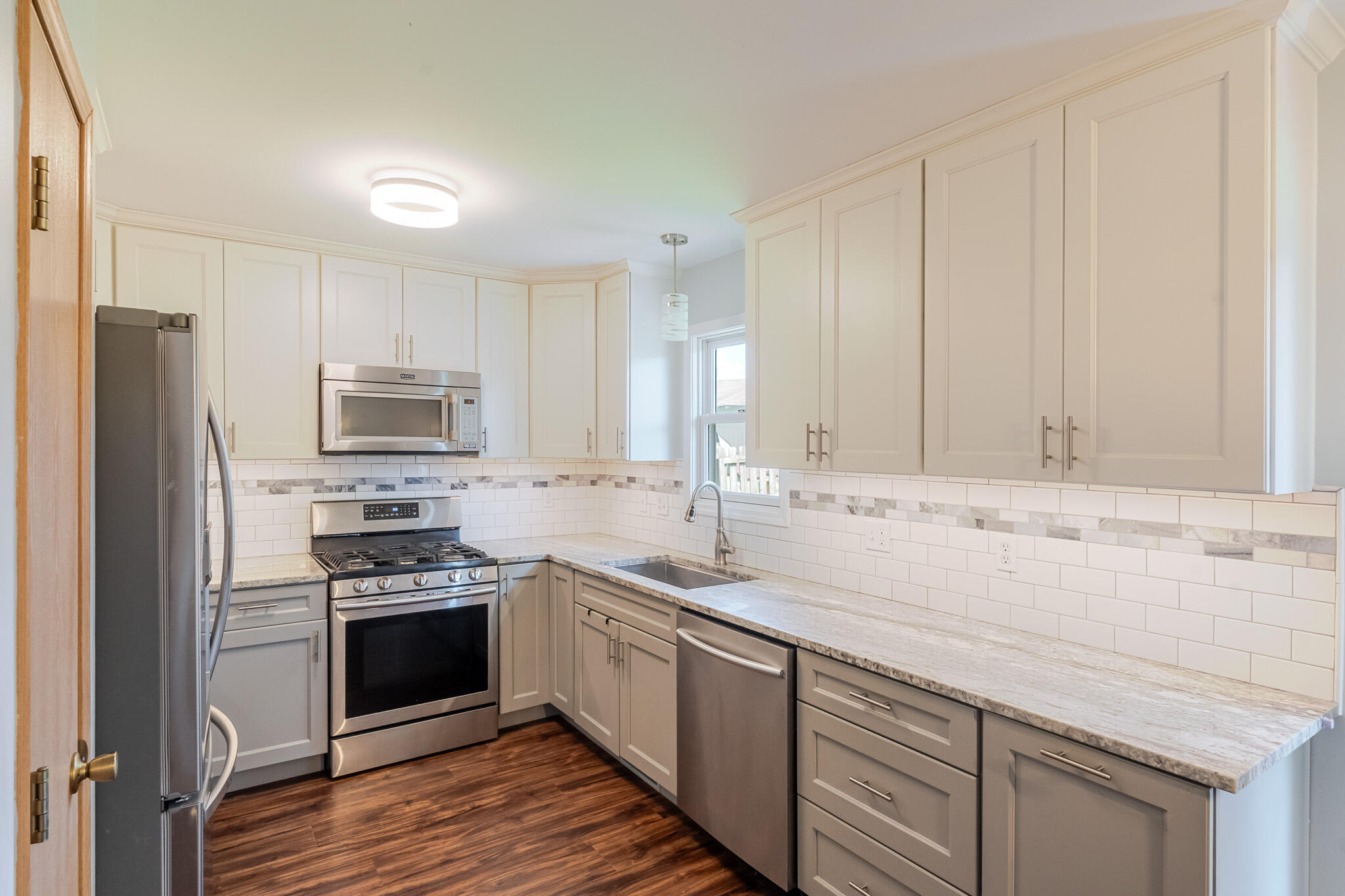 183 West 128th Avenue Crown Point, IN 46307 - Photo 10 of 26 2048x1365