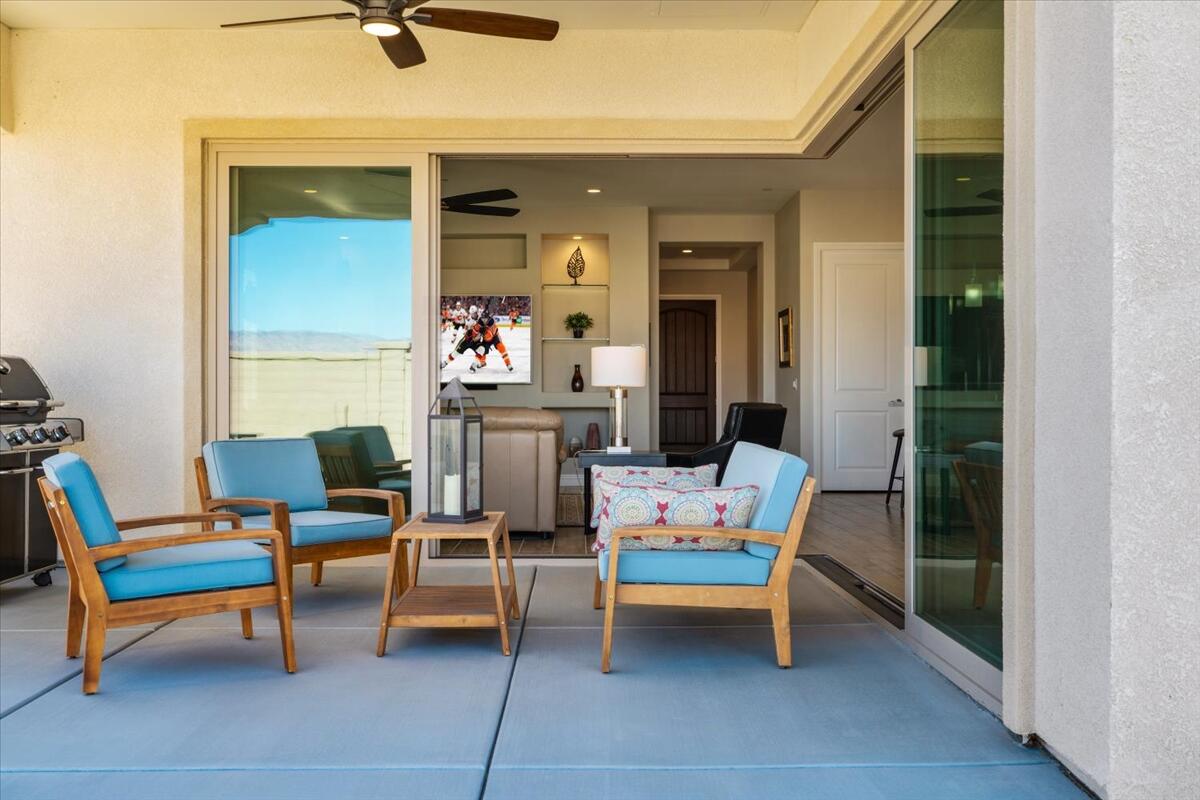 24 Claret Road Rancho Mirage, CA 92270 - Photo 22 of 34 a outdoor space with furniture