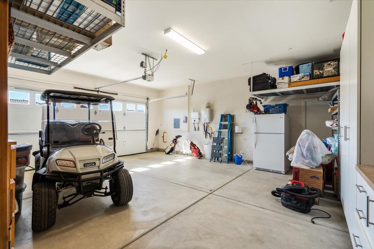 24 Claret Road Rancho Mirage, CA 92270 - Photo 24 of 34 a view of a room with gym equipment