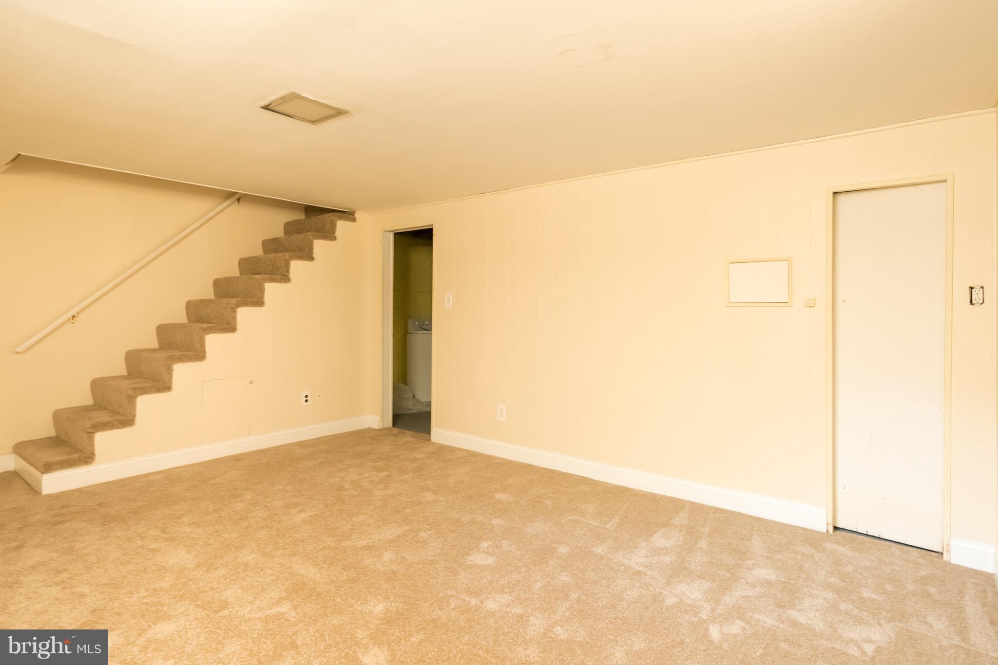 58 Burkleigh Road Baltimore, MD 21286 - Photo 17 of 23 a view of an empty room