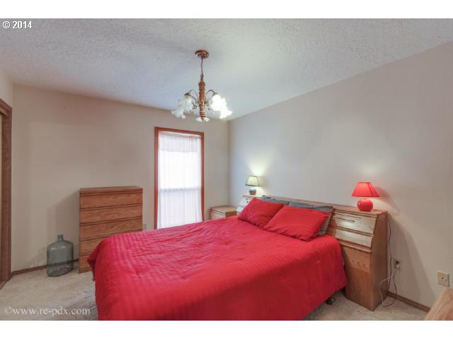 15363 South Loder Road Oregon City, OR 97045 - Photo 10 of 16 Gallery Image 10